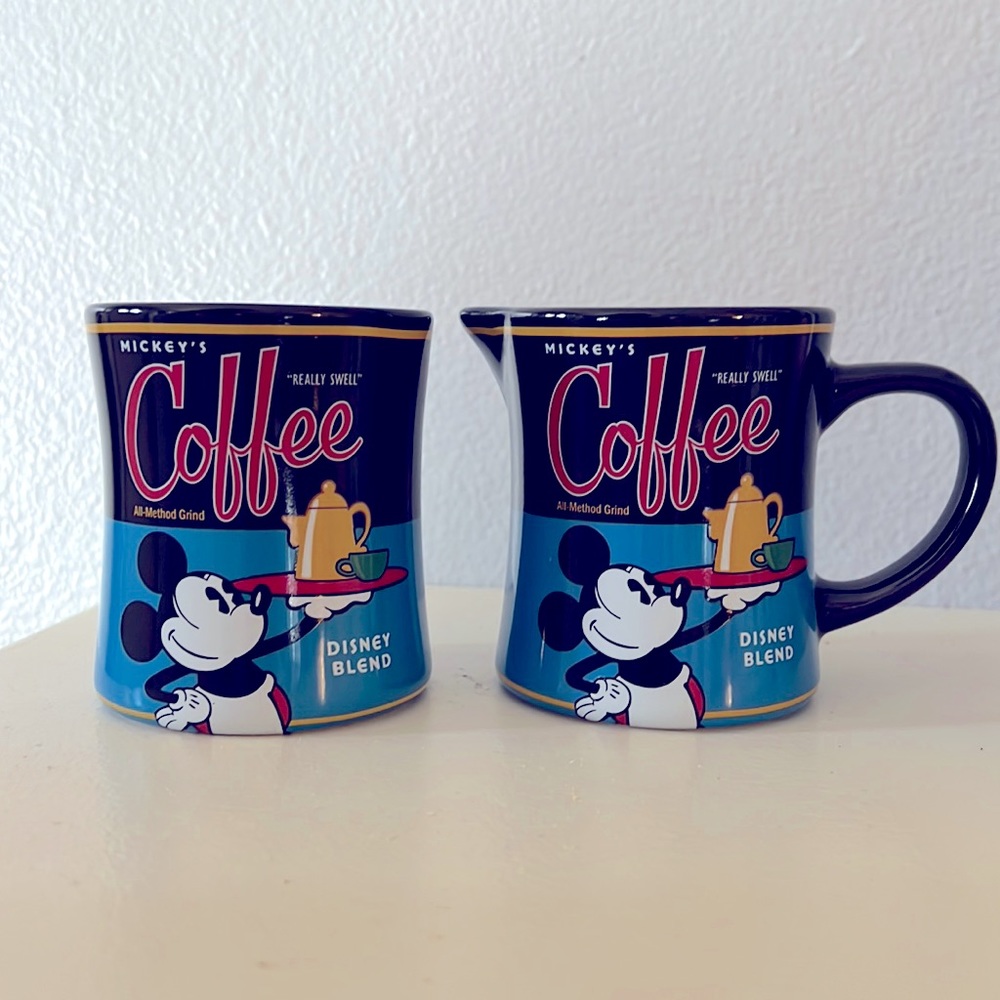 MICKEY’S “REALLY SWELL” CUPS - Disney / Thailand.